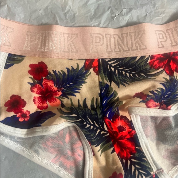 Pink Low Rise Hawaii Print Panties - Picture 7 of 16